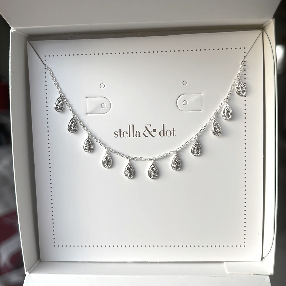 Stella and Dot Willa Choker